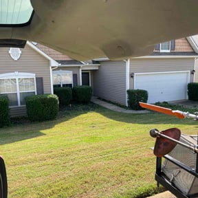 Bush Trimming by Mow & Go reviewed on July 16, 2022