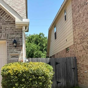 Bush Trimming by Herrera Lawn Maintenance reviewed on February 8, 2024