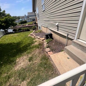 Cleanups by Dxd lawn care reviewed on November 2, 2022