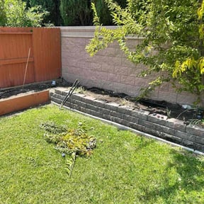 Flower Bed Weeding by Diego Mojica Lawn Care reviewed on July 29, 2025