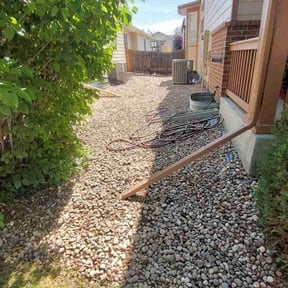 Flower Bed Weeding by Terrance North reviewed on June 4, 2022