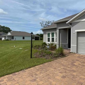 Cleanups by electric landscaping llc reviewed on December 17, 2024