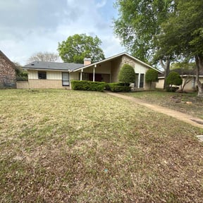 Leaf Removal by Brothers lawn care reviewed on November 15, 2020