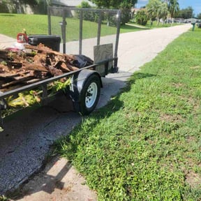 Cleanups by Rios Enterprise Lawn Mowing Services LLC reviewed on November 25, 2022