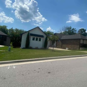 Landscaping by Clean green mowing and power washing reviewed on August 8, 2022