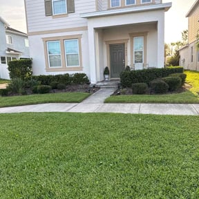 Flower Bed Weeding by Mark Lanzi reviewed on April 27, 2022