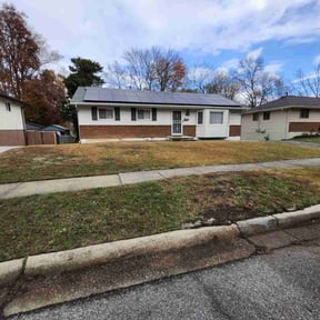 Leaf Removal by One Tuff Mama Roofing and Landscaping reviewed on April 20, 2022