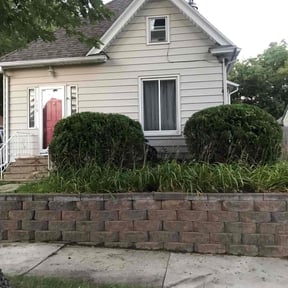 Bush Trimming by Cutting Edge Improvements reviewed on December 2, 2021
