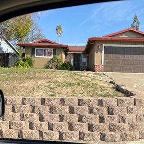 Flower Bed Weeding by Riteous Lawn Care reviewed on May 15, 2022
