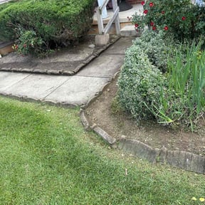 Weeding by K’S Up landscaping reviewed on May 6, 2025