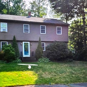 Bush Trimming by Bunton Lawn Care reviewed on June 13, 2022