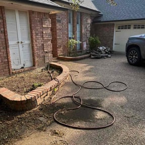 Flower Bed Weeding by MetroPlexLawnMowing reviewed on June 29, 2025