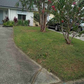 Flower Bed Weeding by PRICE Lawn Care reviewed on May 6, 2022