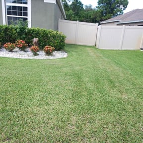 Flower Bed Weeding by Worry No Mow Lawn and Landscaping reviewed on September 18, 2020