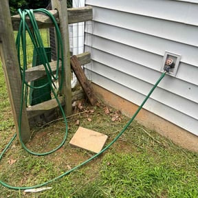 Weeding by J&B Landscaping reviewed on November 8, 2022