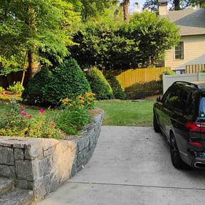 Leaf Removal by Q&A landscaping reviewed on June 11, 2021