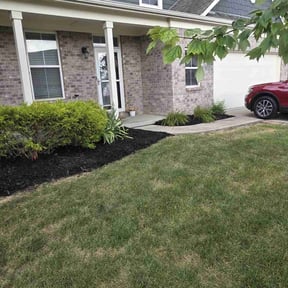 Mulching by Roy's Mowing Services reviewed on October 14, 2022