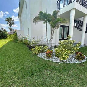 Weeding by RTH Lawn Service & Landscaping LLC reviewed on July 23, 2025