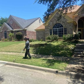 Weeding by Gardner 3 Tools reviewed on July 18, 2022