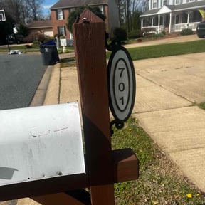 Leaf Removal by Oak Landscaping reviewed on June 23, 2022