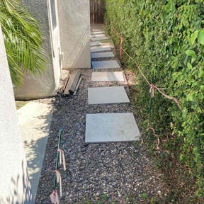 Flower Bed Weeding by Terry Collins reviewed on June 2, 2022