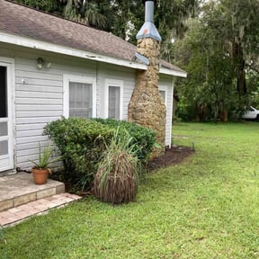 Weeding by Laupola&#039;s Landscaping reviewed on May 25, 2025