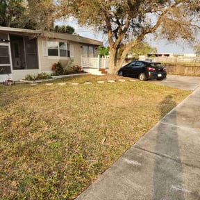 Leaf Removal by Kingdom Landscape & Design reviewed on August 27, 2021