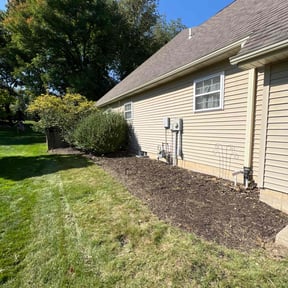 Flower Bed Weeding by The Lawn Ranger reviewed on April 19, 2022