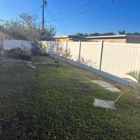 Flower Bed Weeding by Texas Best Lawn and Farm reviewed on February 25, 2022