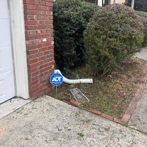 Weeding by MasterCard Home Services reviewed on March 13, 2025