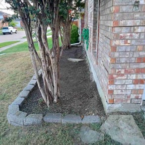 Flower Bed Weeding by Trey Johnson landscaping reviewed on June 28, 2021