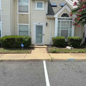 Bush Trimming by Damascus Home Properties reviewed on October 8, 2022