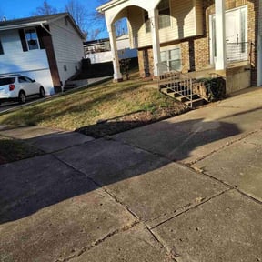 Leaf Removal by stephen williams lawn service reviewed on April 12, 2022