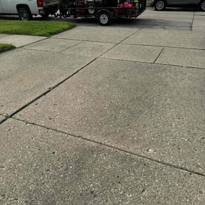 Weed Pulling by McCluskey Lawn and Landcare LLC. reviewed on March 29, 2022