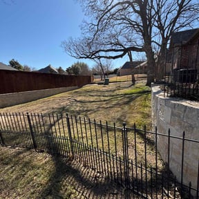 Leaf Removal by Gary Evans Lawn and Tree Service reviewed on July 20, 2021