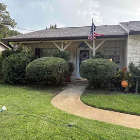 Bush Trimming by AJG Renovation & Landscaping reviewed on March 31, 2025
