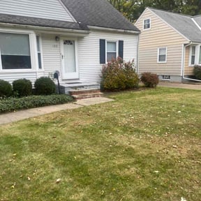Flower Bed Weeding by Armstrong's Lawn Care Plus reviewed on June 23, 2022
