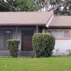 Bush Trimming by Prestige Property Preservation Worldwide LLC reviewed on November 17, 2022