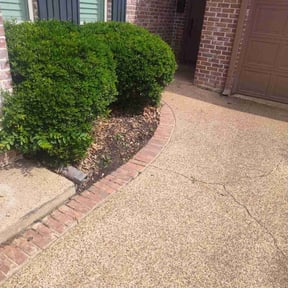 Flower Bed Weeding by Slaughter's Landscaping reviewed on March 21, 2025