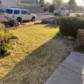 Weeding by G&M Landscaping Services reviewed on April 28, 2023