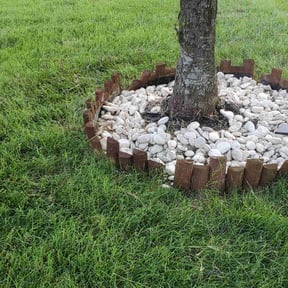 Flower Bed Weeding by Lawncare reviewed on June 9, 2021