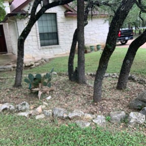 Flower Bed Weeding by L&G Landscapes reviewed on July 25, 2025