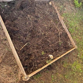 Flower Bed Weeding by Greenwood Irrigation & Lawn Care LLC reviewed on April 7, 2025