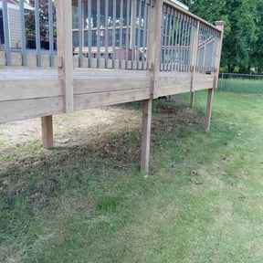 Leaf Removal by SRC Lawn Care reviewed on April 27, 2022