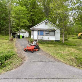 Leaf Removal by Quality Pro. Construction reviewed on June 29, 2022