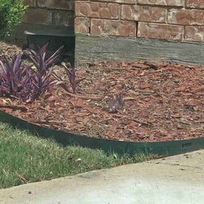 Flower Bed Weeding by William Ehrlich reviewed on September 27, 2020