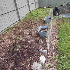 Flower Bed Weeding by Madison Lawn Care reviewed on September 21, 2024