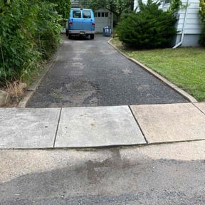 Cleanups by Bert's Landscaping and Propery Mantienance reviewed on May 19, 2022