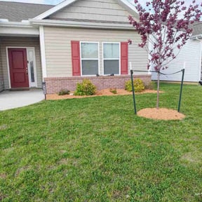 Mulching by Fathers N Sons Lawn Care reviewed on March 29, 2022