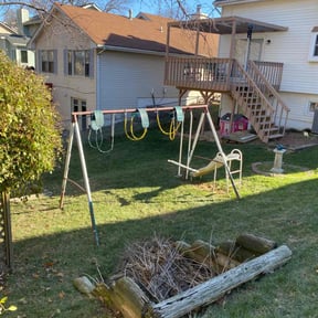 Leaf Removal by J C Enterprises reviewed on November 14, 2022